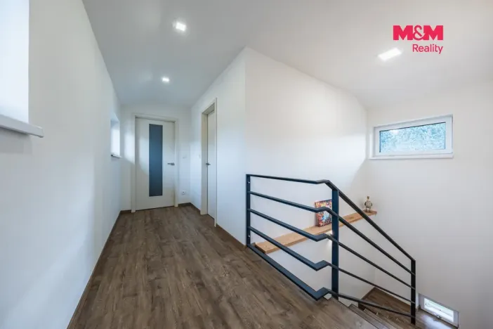 Prodej rodinného domu, Mratín, V Poustkách, 168 m2