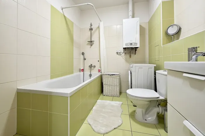 Prodej bytu 2+kk, Vranovice, Náměstíčko, 55 m2