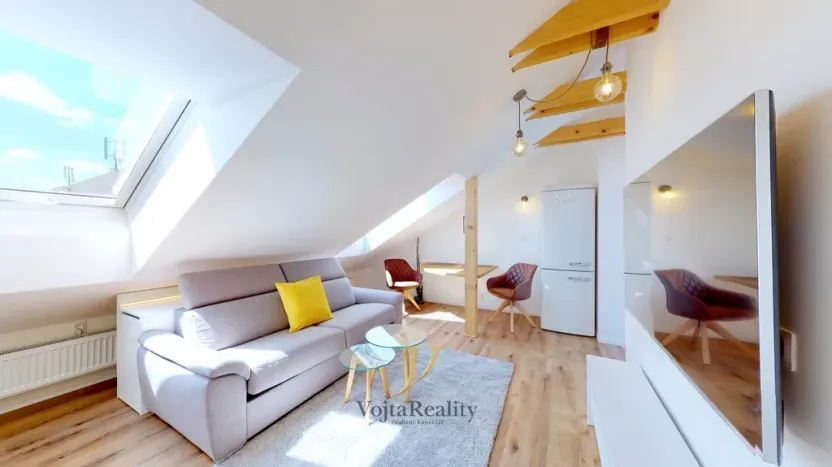 Pronájem bytu 1+kk, Olomouc - Hodolany, Řezníčkova, 37 m2