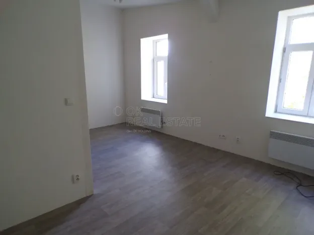 Pronájem bytu 1+kk, Nový Bor, B. Egermanna, 30 m2
