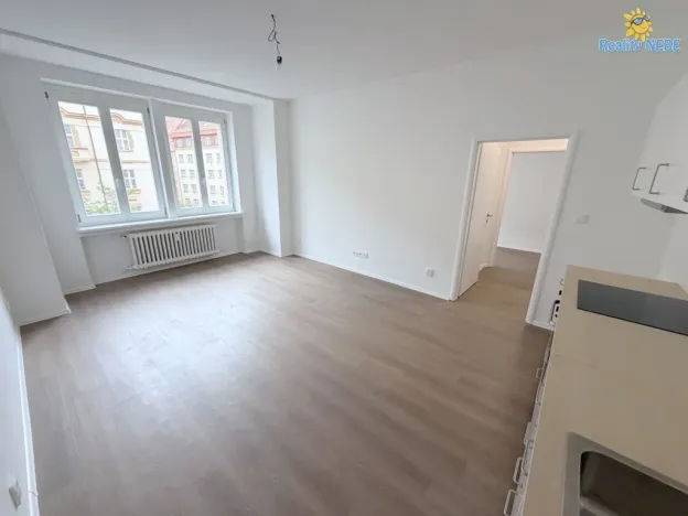 Pronájem bytu 2+kk, Praha - Žižkov, Baranova, 60 m2