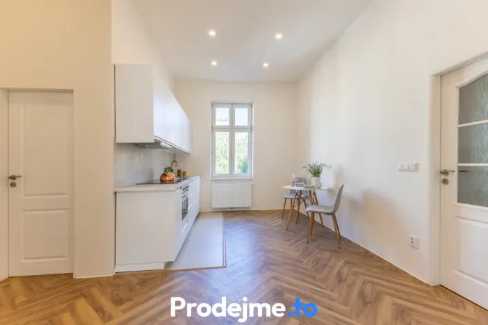 Pronájem bytu 3+kk, Praha - Smíchov, Preslova, 86 m2