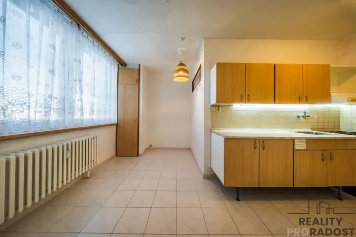 Prodej bytu 2+1, Hodonín, nám. Osvobození, 64 m2