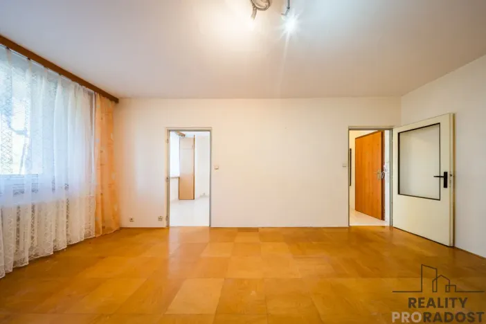 Prodej bytu 2+1, Hodonín, nám. Osvobození, 64 m2