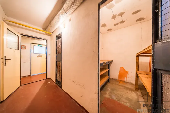 Prodej bytu 2+1, Hodonín, nám. Osvobození, 64 m2