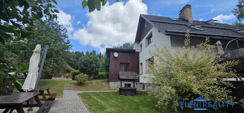 Prodej rodinného domu, Lipová-lázně - Horní Lipová, 320 m2