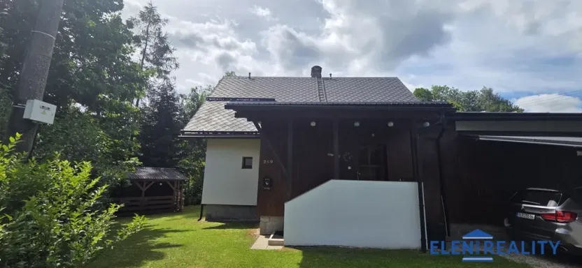 Prodej rodinného domu, Lipová-lázně - Horní Lipová, 320 m2