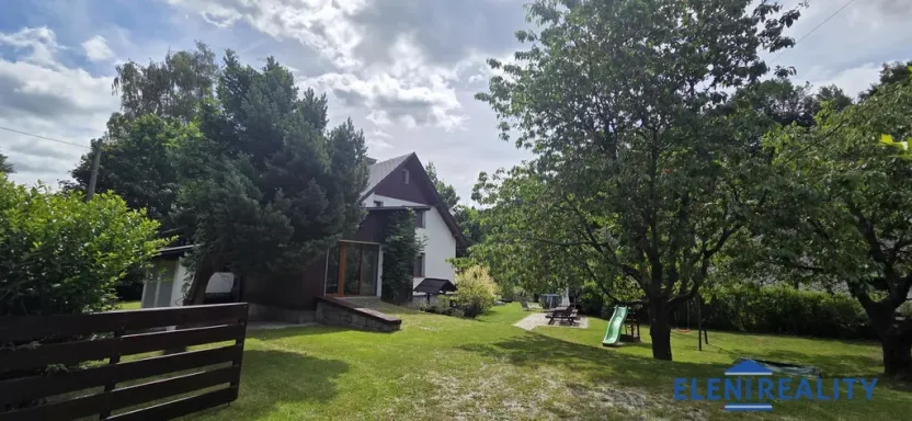 Prodej rodinného domu, Lipová-lázně - Horní Lipová, 320 m2