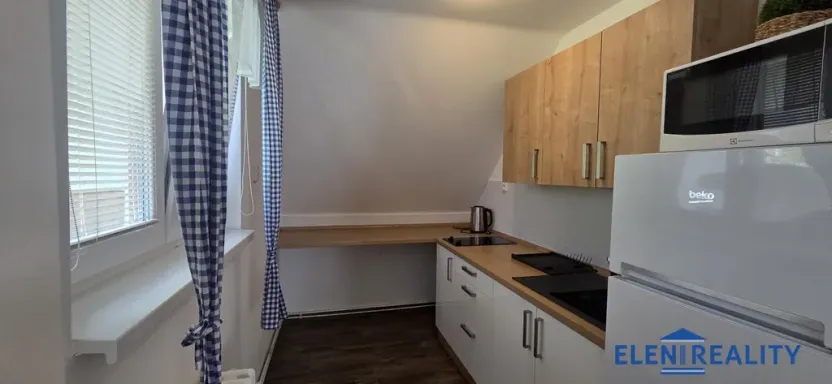 Prodej rodinného domu, Lipová-lázně - Horní Lipová, 320 m2