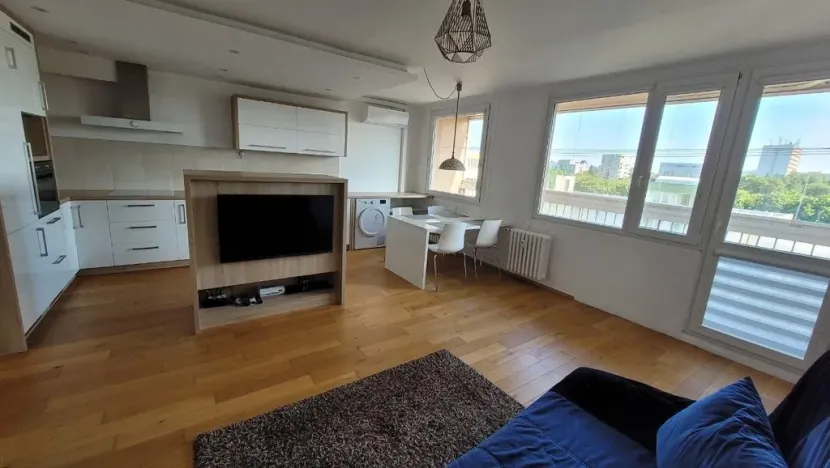 Pronájem bytu 3+kk, Praha - Žižkov, Na rovnosti, 76 m2