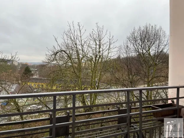 Pronájem bytu 2+1, Karlovy Vary, nábřeží Jana Palacha, 60 m2