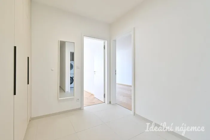 Pronájem bytu 2+kk, Brno, Poděbradova, 59 m2