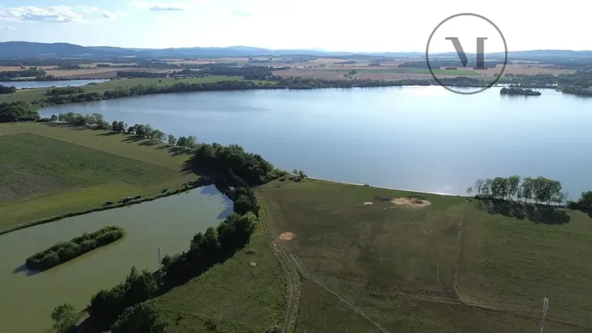 Prodej pozemku pro bydlení, Pištín, 1813 m2