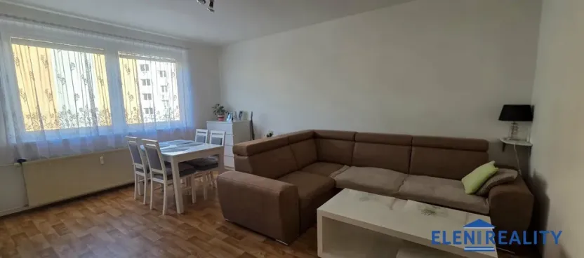 Prodej bytu 3+1, Zlaté Hory, Na Sídlišti, 68 m2
