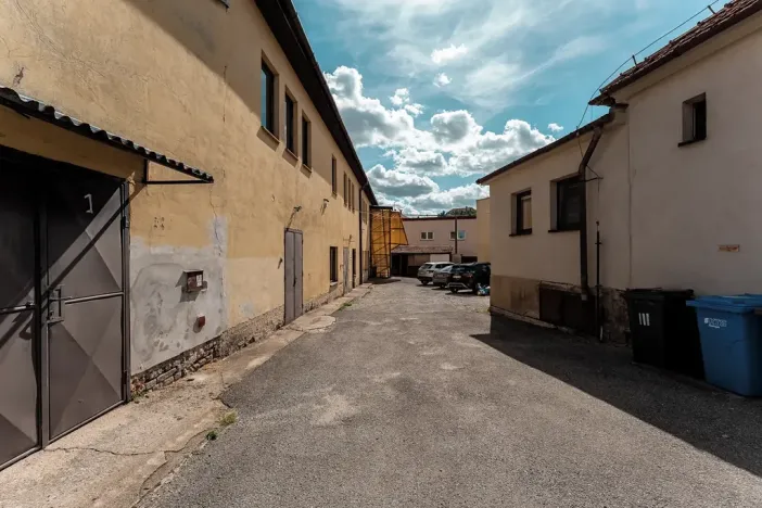 Prodej komerční nemovitosti, Zbýšov, Na drahách, 549 m2