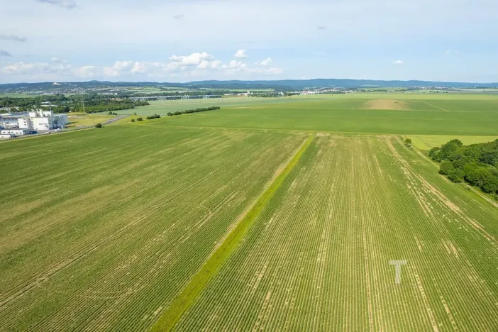 Prodej pozemku, Olomouc, 147116 m2