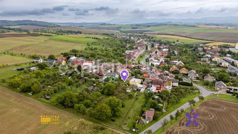 Prodej pozemku pro bydlení, Roštění, 1825 m2