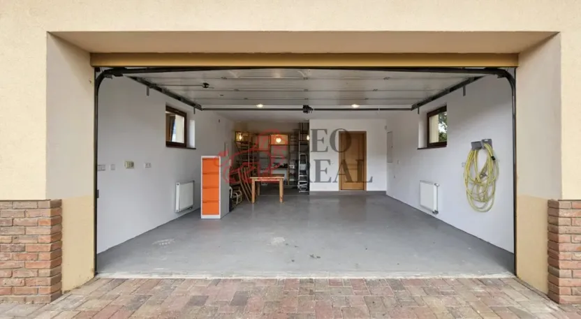 Prodej vily, Kamenice - Ládví, Lísková, 316 m2