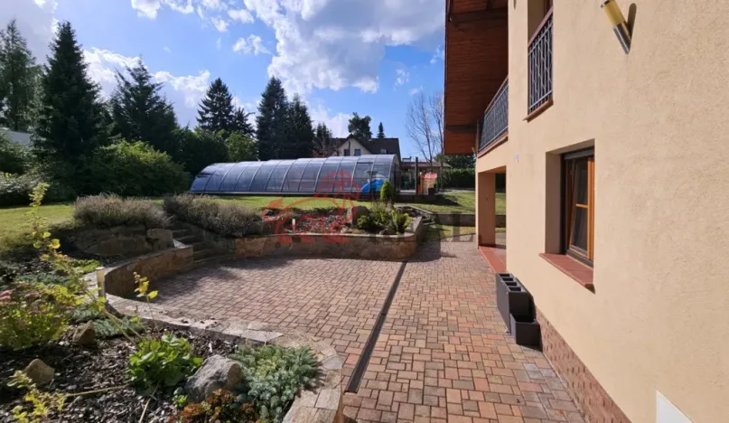 Prodej vily, Kamenice - Ládví, Lísková, 316 m2