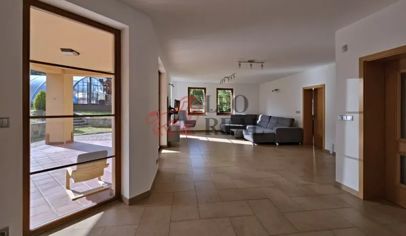 Prodej vily, Kamenice - Ládví, Lísková, 316 m2
