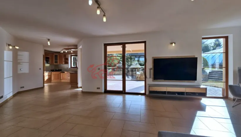 Prodej vily, Kamenice - Ládví, Lísková, 316 m2