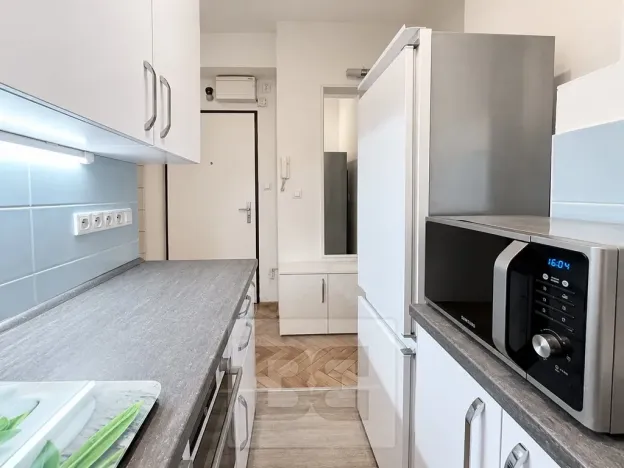 Pronájem bytu 2+1, Praha - Nusle, Spolupráce, 47 m2