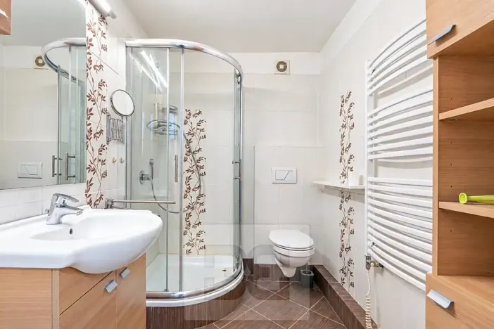 Pronájem bytu 3+1, Tuchoměřice, 70 m2
