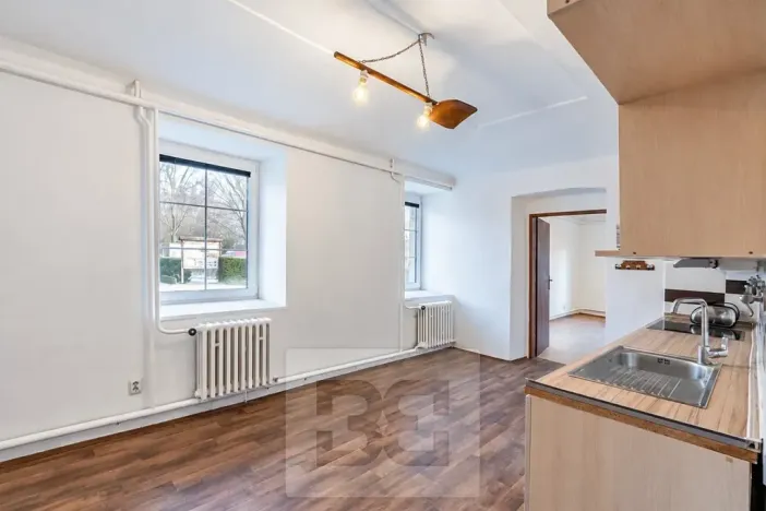 Pronájem bytu 3+1, Tuchoměřice, 70 m2