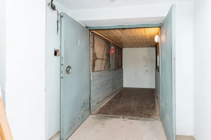 Prodej výrobních prostor, Ostrov, Krátká, 11439 m2