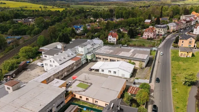 Prodej výrobních prostor, Ostrov, Krátká, 11439 m2