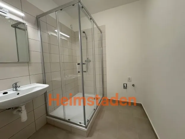Pronájem bytu 1+kk, Ostrava - Zábřeh, Petruškova, 29 m2