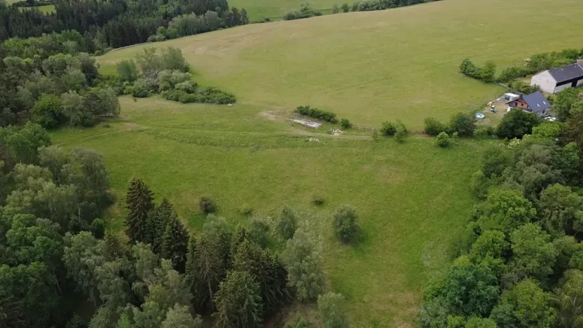 Prodej pozemku pro bydlení, Planá, 1218 m2