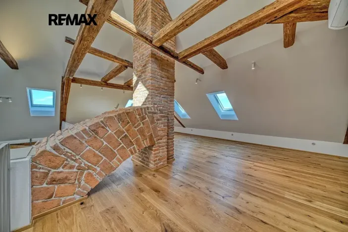 Pronájem atypického bytu, Kutná Hora, Kollárova, 123 m2
