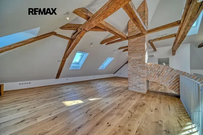 Pronájem atypického bytu, Kutná Hora, Kollárova, 123 m2