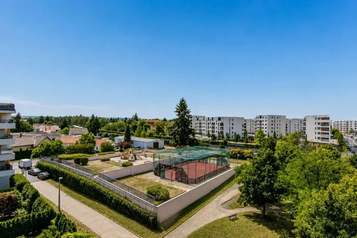 Prodej bytu 4+kk, Praha - Uhříněves, Nové náměstí, 156 m2