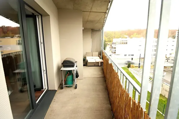 Pronájem bytu 2+kk, Praha - Libeň, Novovysočanská, 55 m2