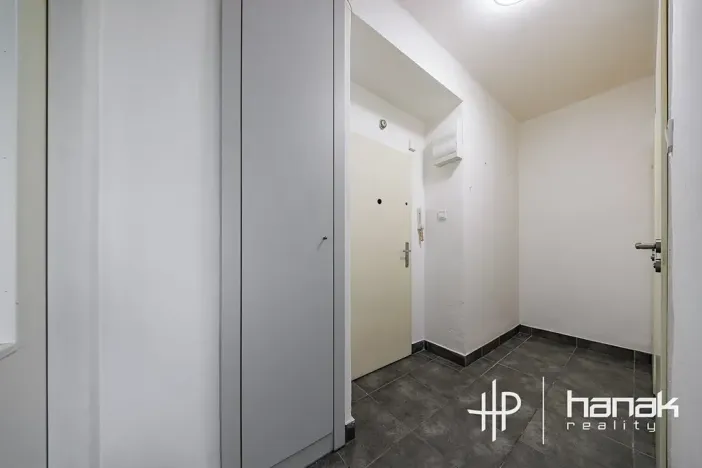Pronájem bytu 1+1, Olomouc, Foerstrova, 34 m2