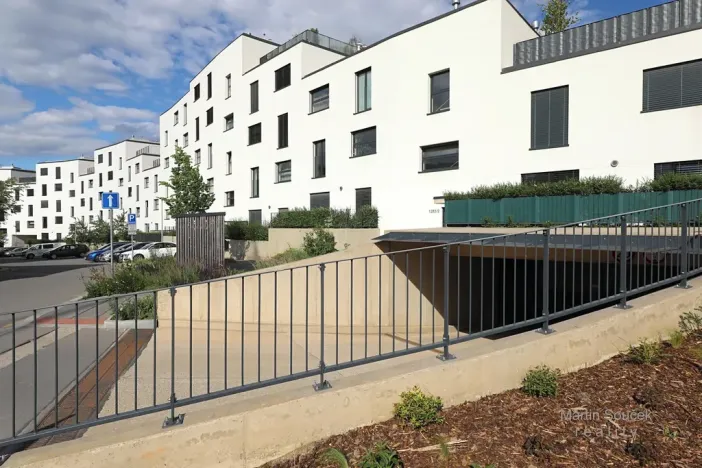 Prodej obchodního prostoru, Praha - Hlubočepy, Dostalové, 19 m2