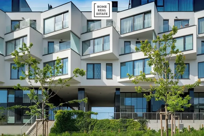 Pronájem bytu 2+kk, Praha - Smíchov, Kobrova, 100 m2