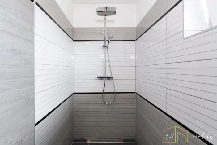 Prodej rodinného domu, Dubí - Mstišov, Mstišovská, 154 m2