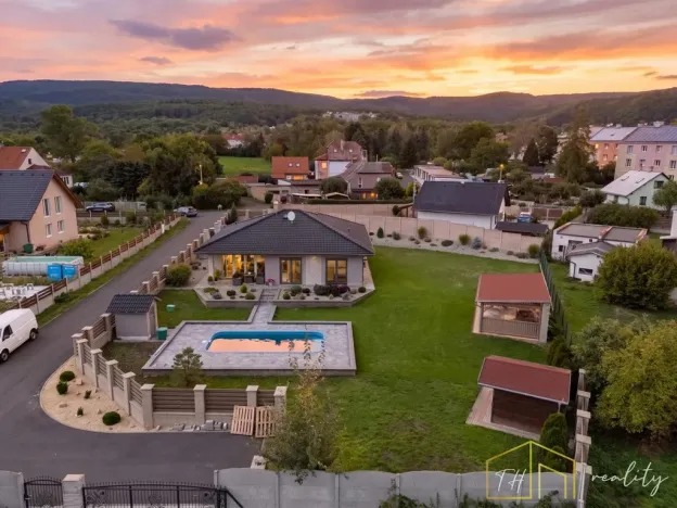 Prodej rodinného domu, Dubí - Mstišov, Mstišovská, 154 m2