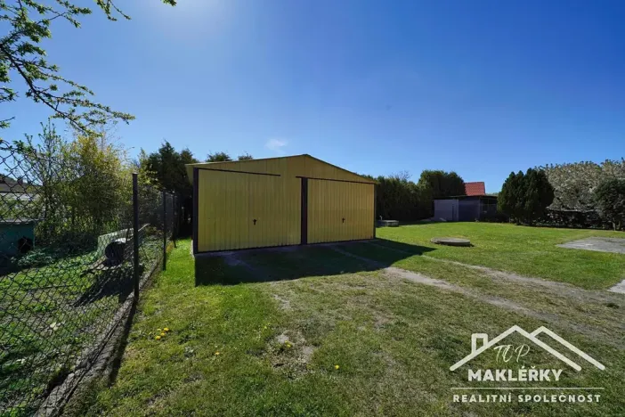 Prodej rodinného domu, Bělušice, 200 m2