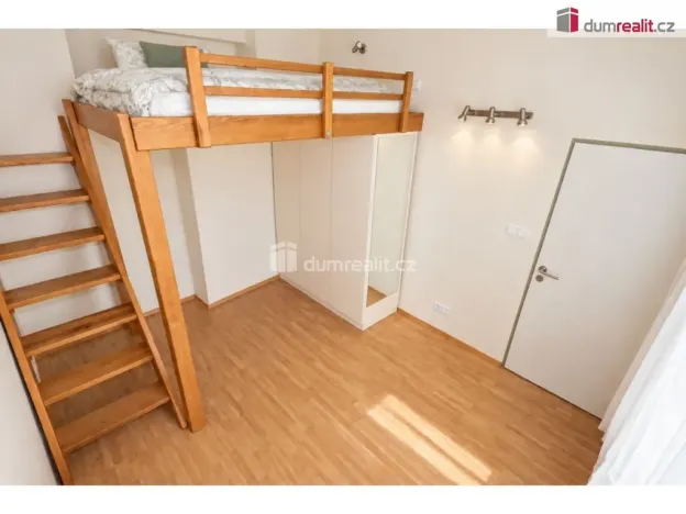 Pronájem bytu 1+1, Praha - Břevnov, Na Petynce, 25 m2