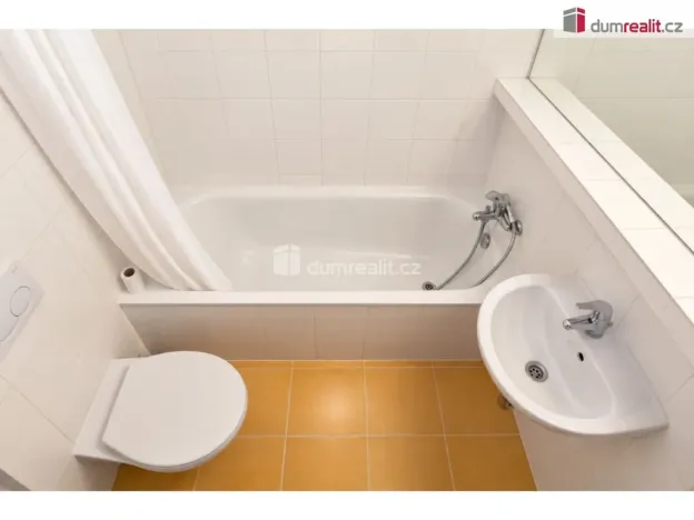 Pronájem bytu 1+1, Praha - Břevnov, Na Petynce, 25 m2