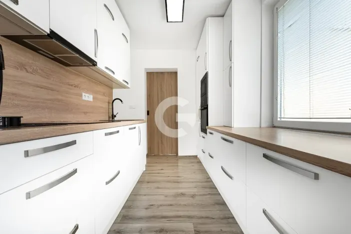 Prodej bytu 3+1, Zlín - Louky, Zábrančí I, 79 m2