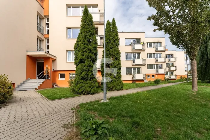 Prodej bytu 3+1, Zlín - Louky, Zábrančí I, 79 m2