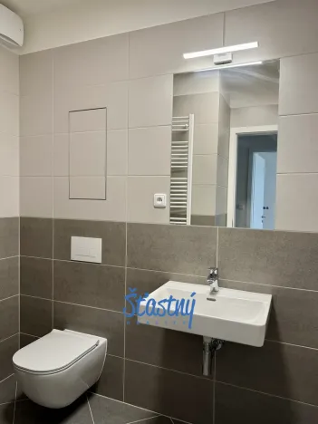 Prodej bytu 2+kk, Praha, Čakovická, 55 m2