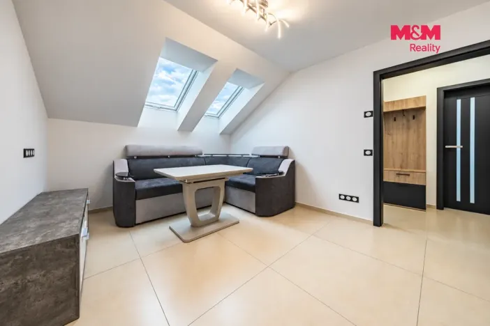 Pronájem bytu 2+kk, Kovanice, 30 m2