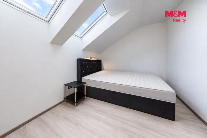 Prodej bytu 2+kk, Kovanice, 30 m2