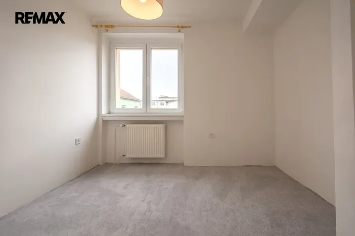 Pronájem bytu 2+1, Hradec Králové - Pražské Předměstí, Šmilovského, 67 m2
